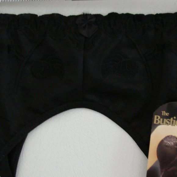 NWT Fashion Form Satin floral Embroidered Garter Belt Black Center Front Bow - Picture 3 of 15